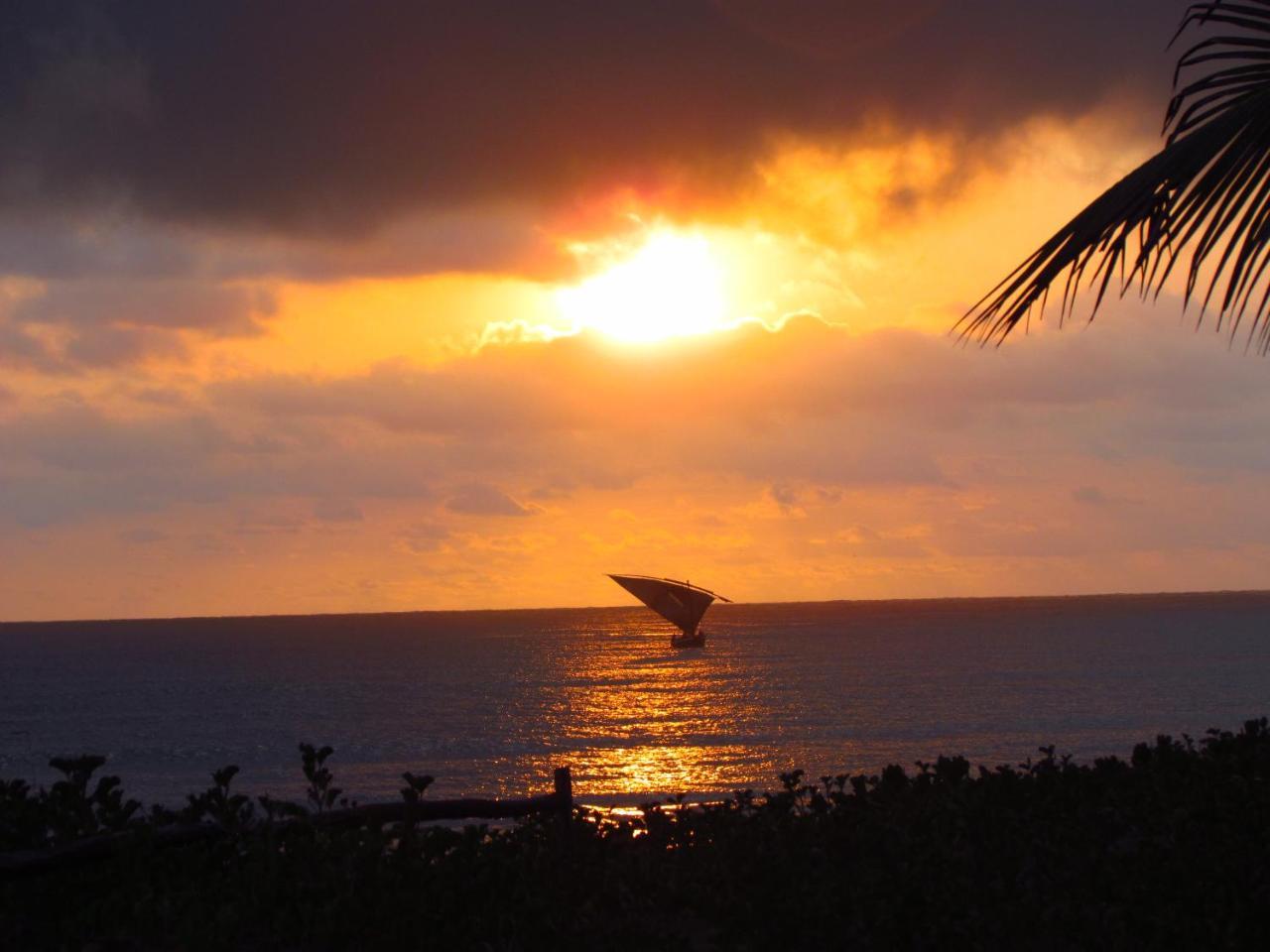 Eclectic Beach Retreat Cabo Nhamua Экстерьер фото
