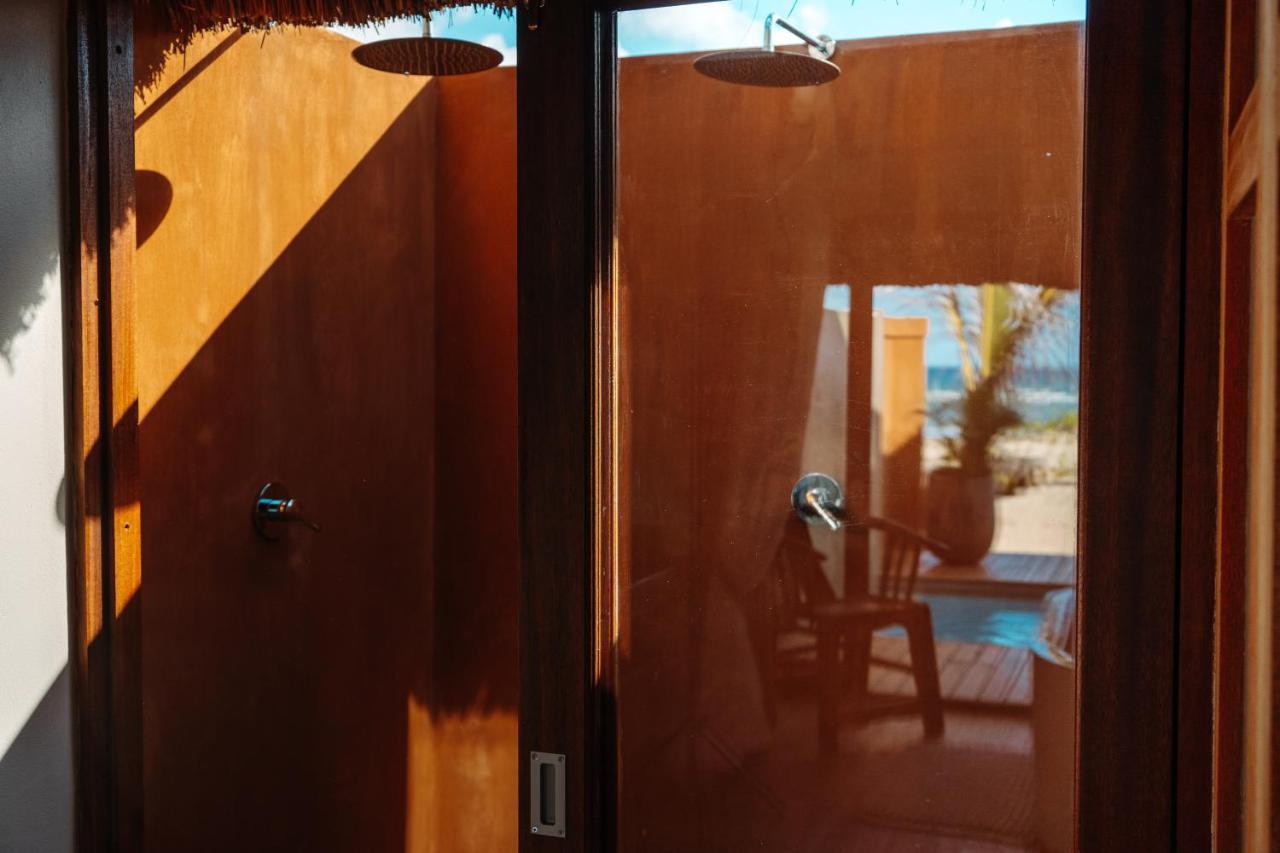 Eclectic Beach Retreat Cabo Nhamua Экстерьер фото