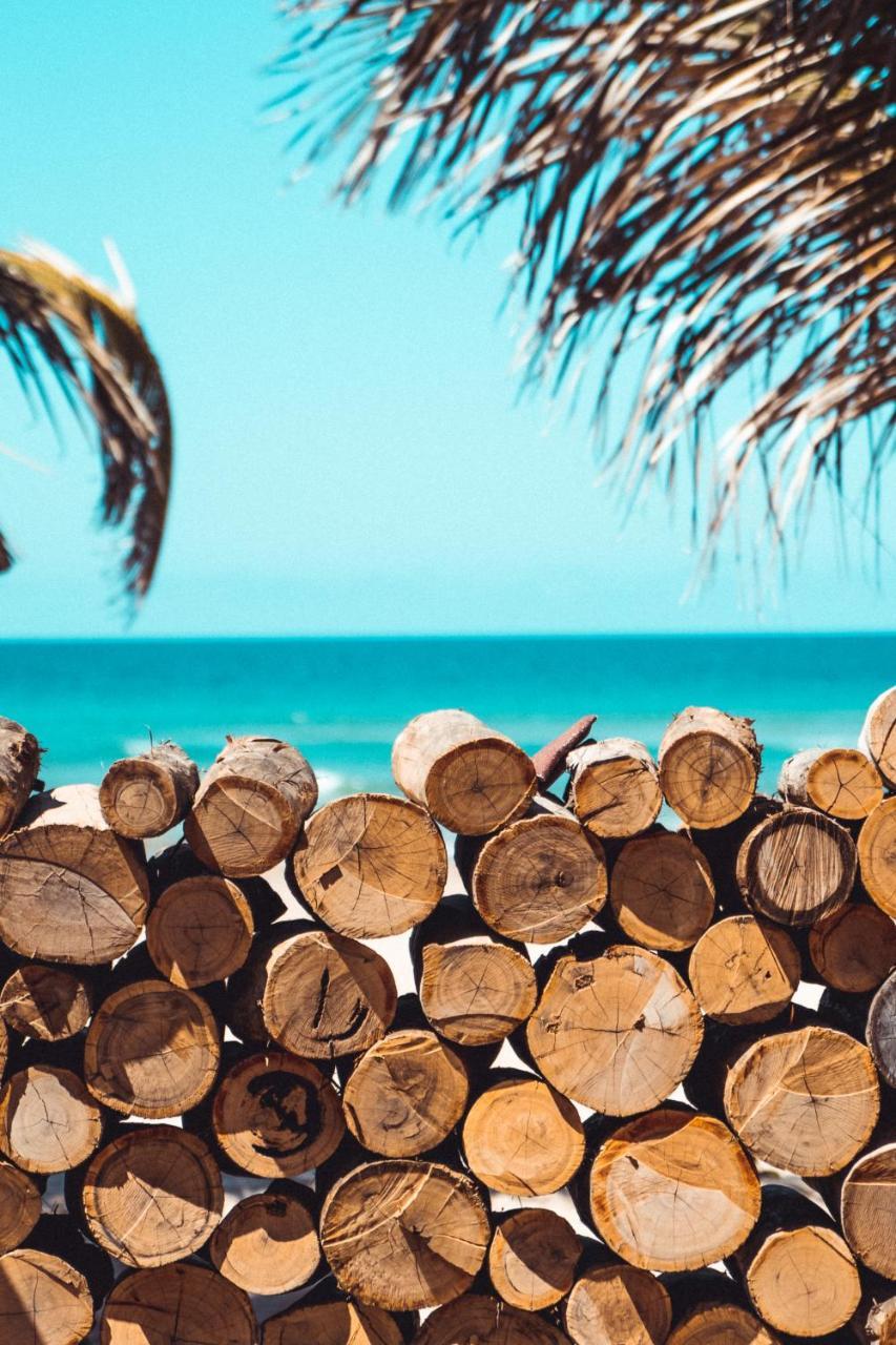 Eclectic Beach Retreat Cabo Nhamua Экстерьер фото